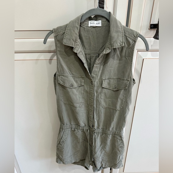 Bella Dahl
Drawstring Utility Romper (D2) - Picture 3 of 5